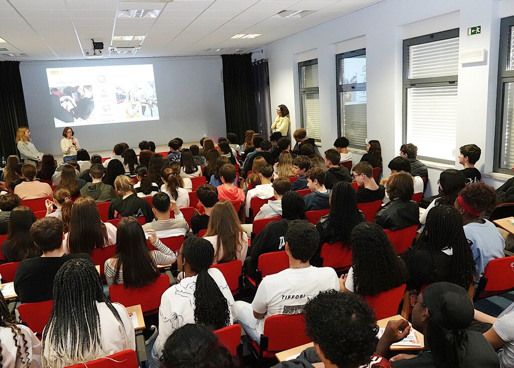 Multiculturalidade em debate na EB Moinhos da Arroja