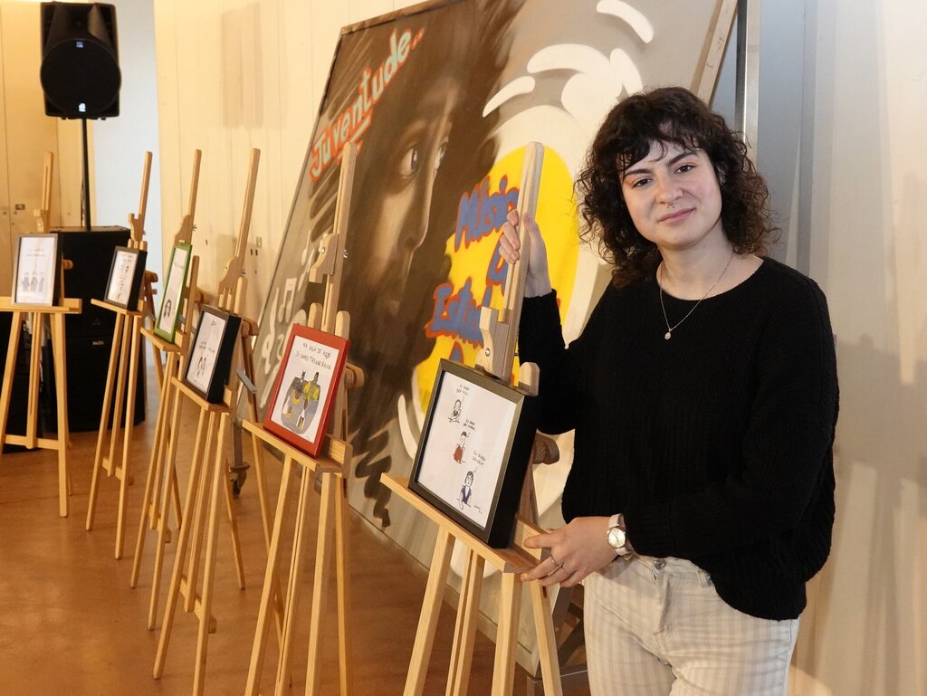 Artista Leonor Ribeiro volta a expor na Casa da Juventude